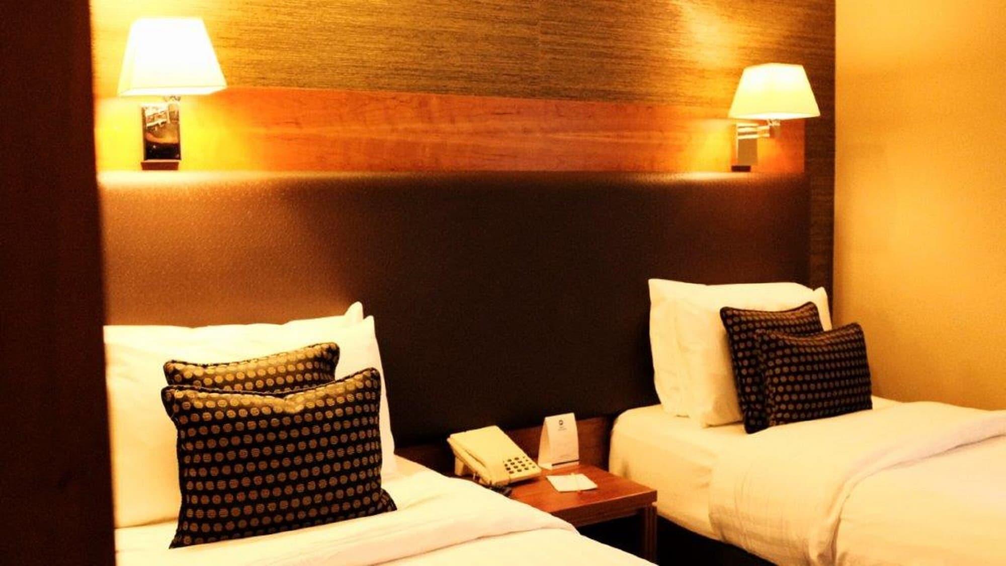 Best Western Garfield House Hotel Chryston Экстерьер фото