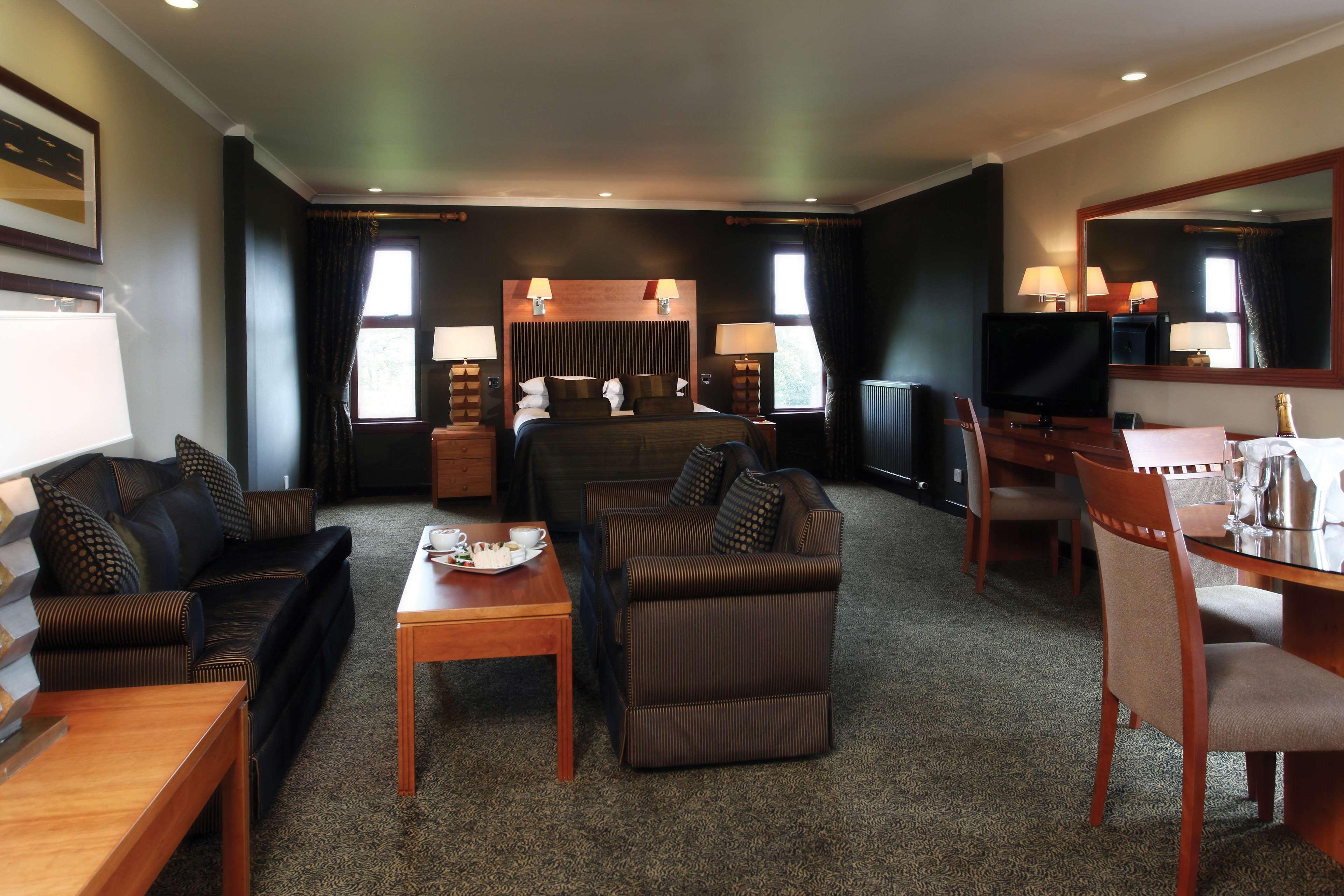 Best Western Garfield House Hotel Chryston Экстерьер фото