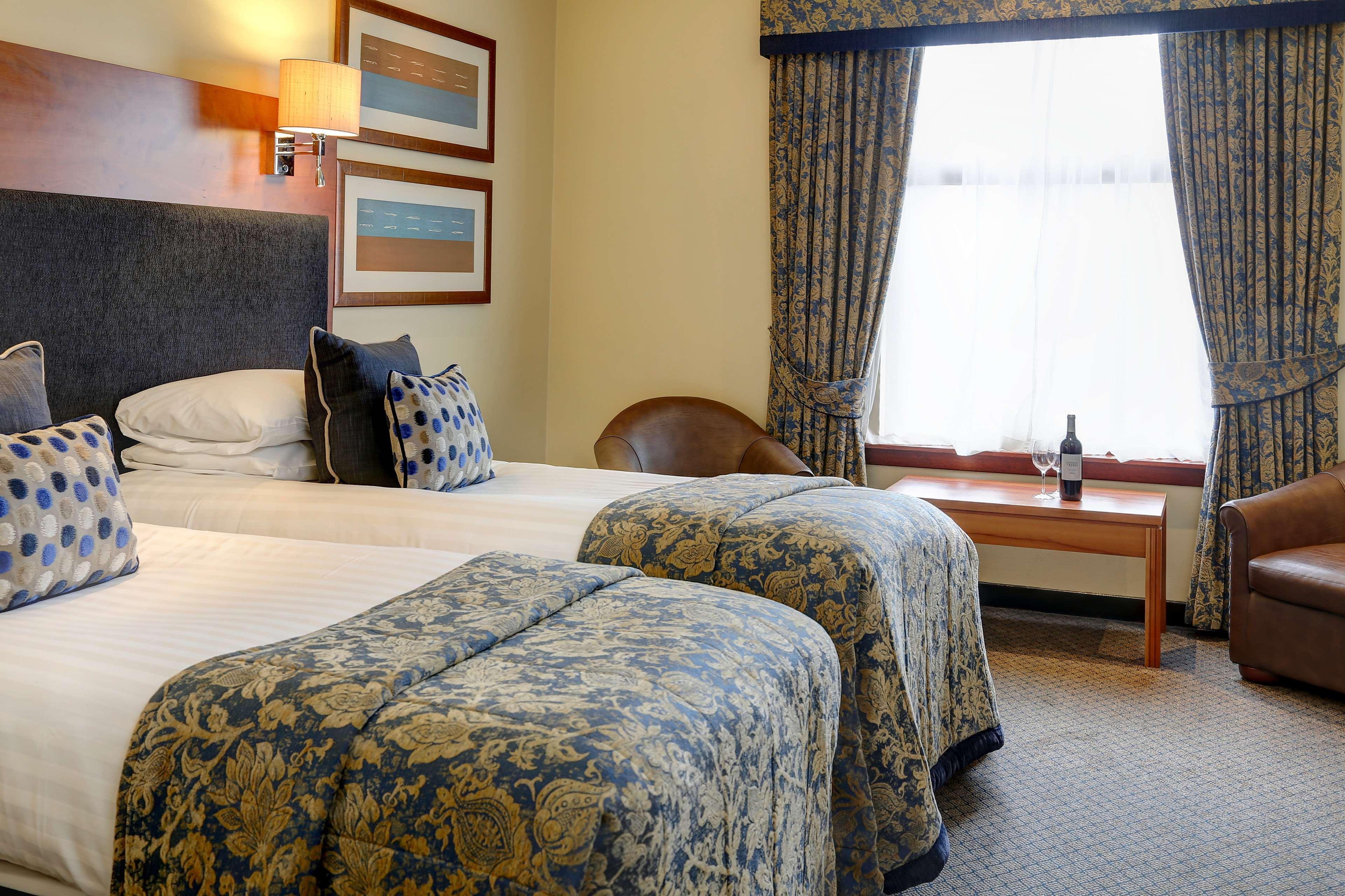 Best Western Garfield House Hotel Chryston Экстерьер фото